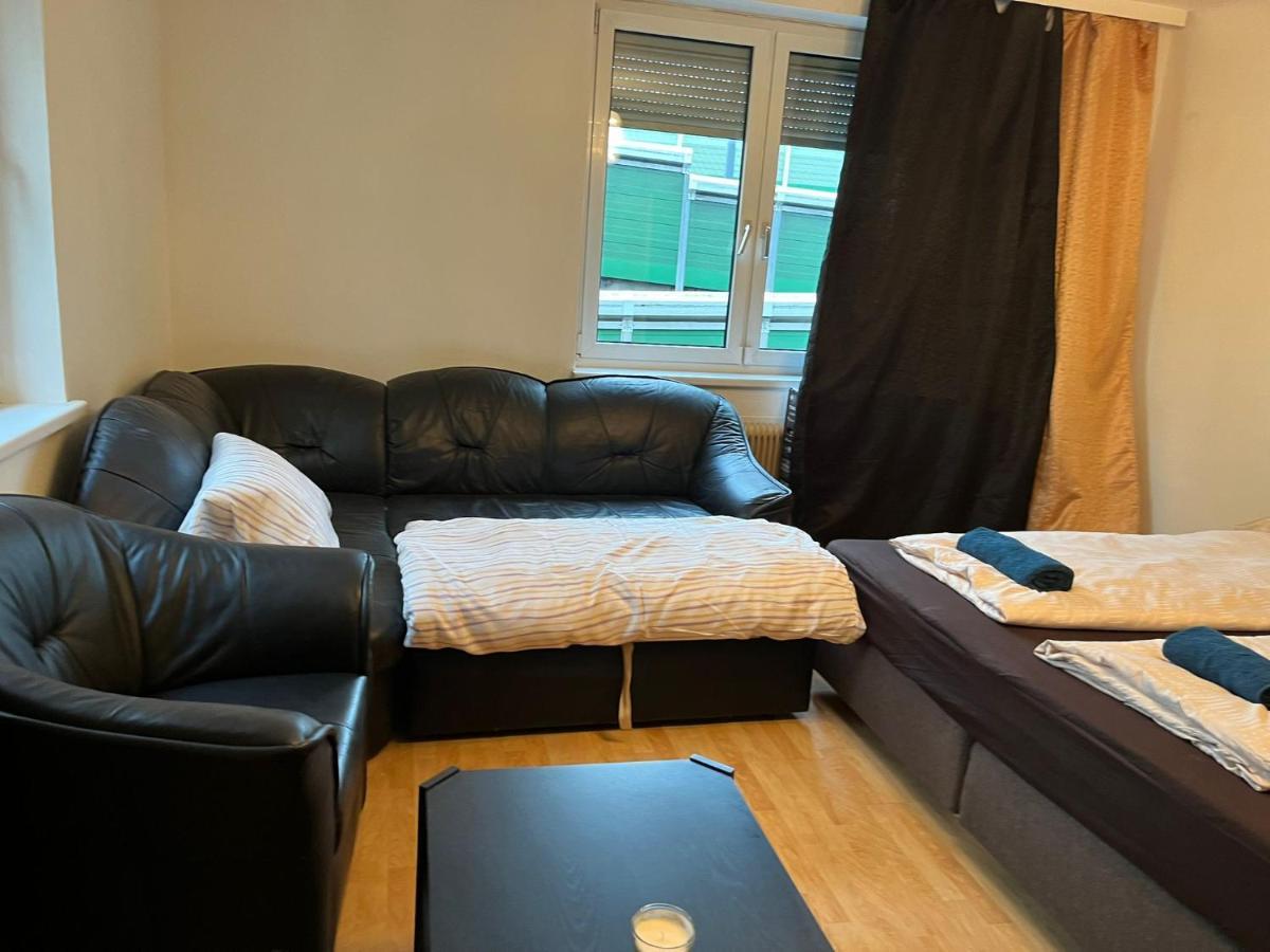 Breathtaking Shared Villa Near Danube River /W Garden And Parking เวียนนา ภายนอก รูปภาพ