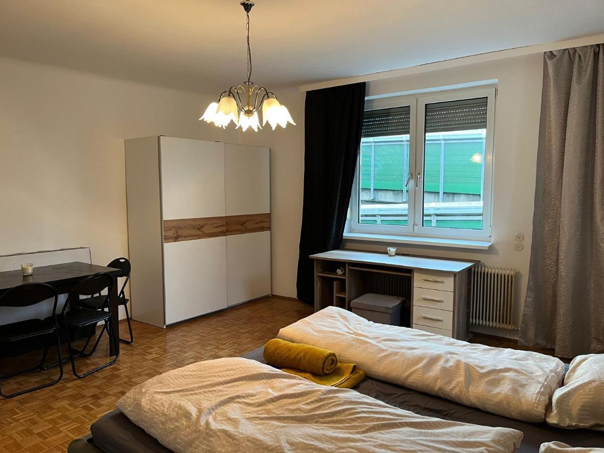 Breathtaking Shared Villa Near Danube River /W Garden And Parking เวียนนา ภายนอก รูปภาพ